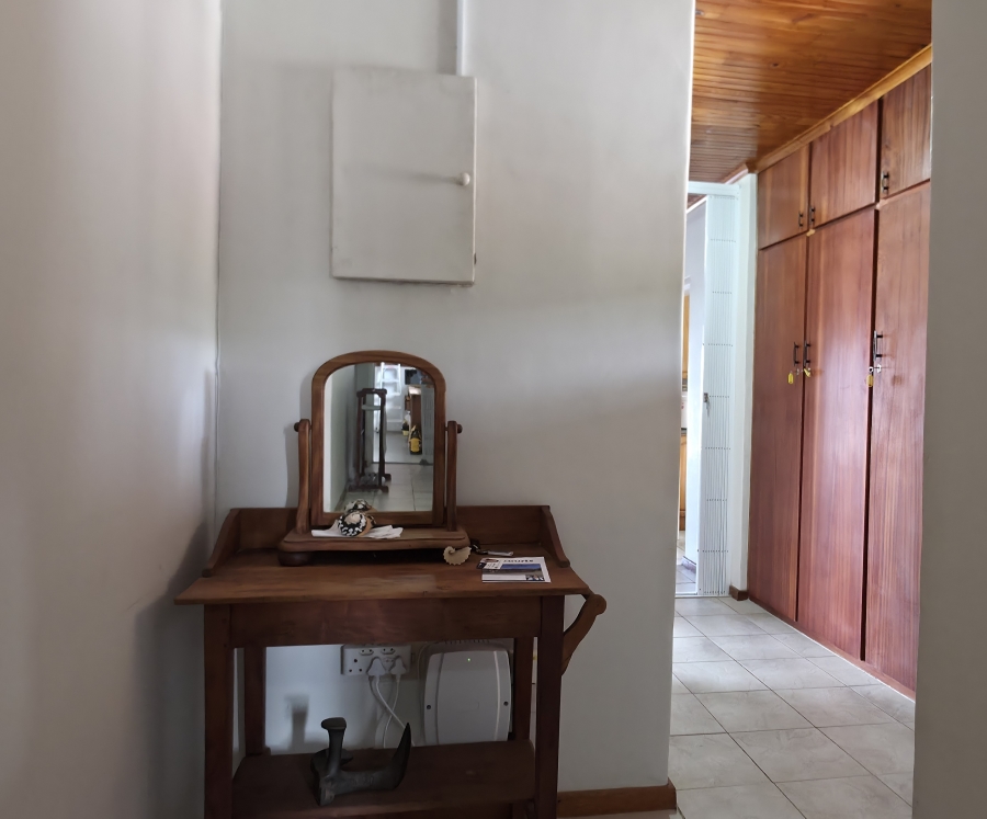 4 Bedroom Property for Sale in Noorsekloof Eastern Cape